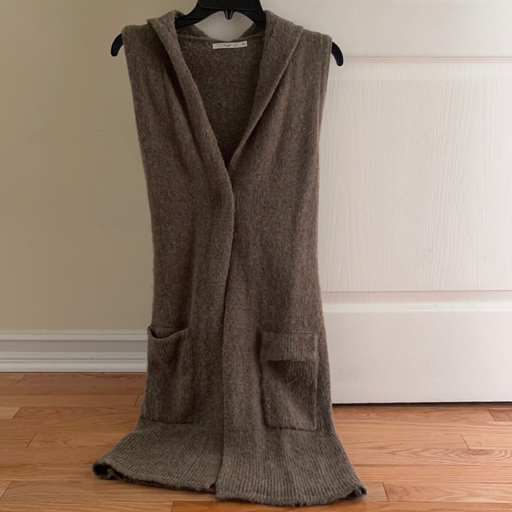 Women size small long sleeveless sweater